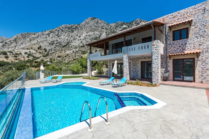 Villa Asigonia with Heated Pool & Whirlpool - Image 1