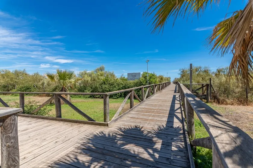 Seaside Apartment in Punta del Moral - Image 1