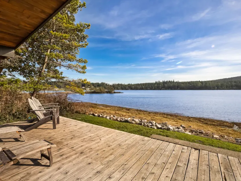 Waterfront Home! Newly Remodeled! (weow) - Image 1