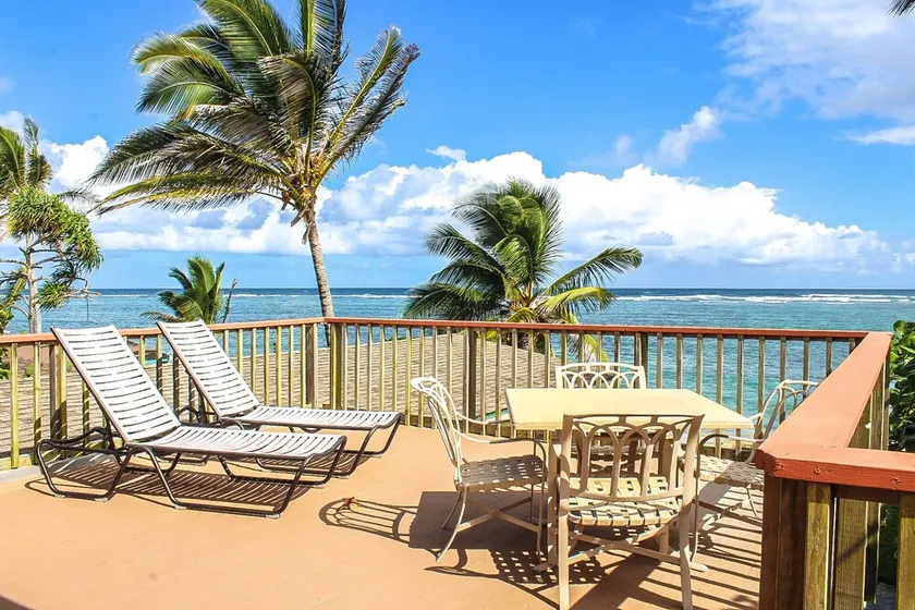 Absolutely Oceanfront/ Simple Rural Home/ AC rooms 5,800 per month - Image 1