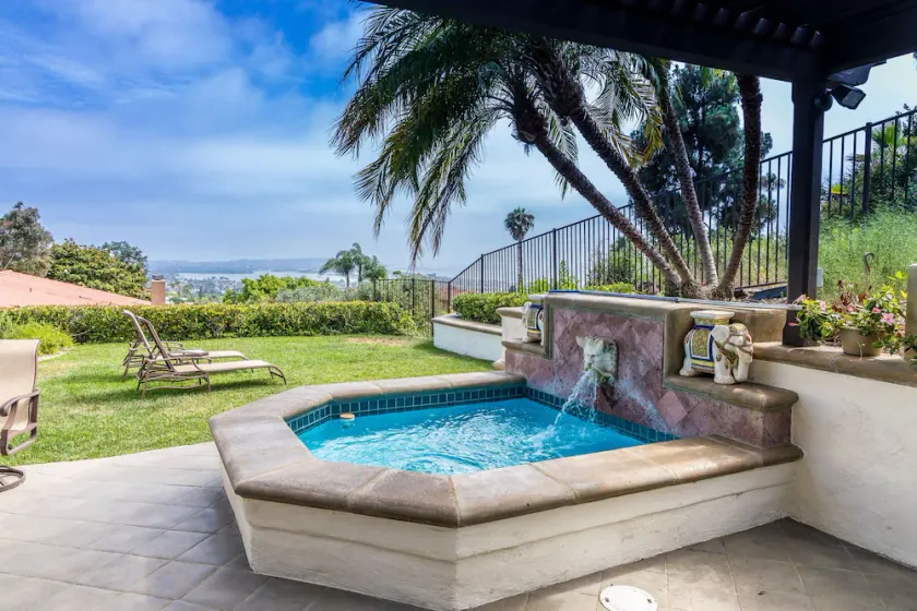 Ocean, Bay & City Views, La Jolla Cul-de-Sac - Image 1