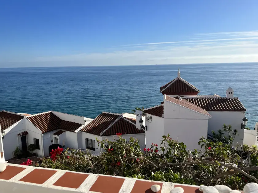 Magisk havsutsikt i Nerja. - Image 1