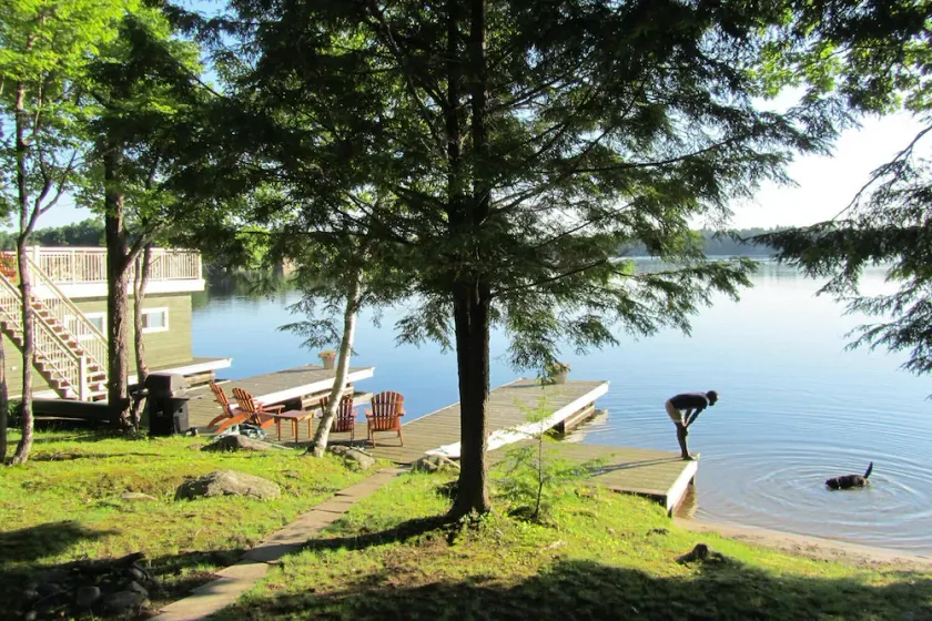 Newly Renovated!  3 Kayaks!  Beach!  Level Lot, Private, Location AA! - Image 1