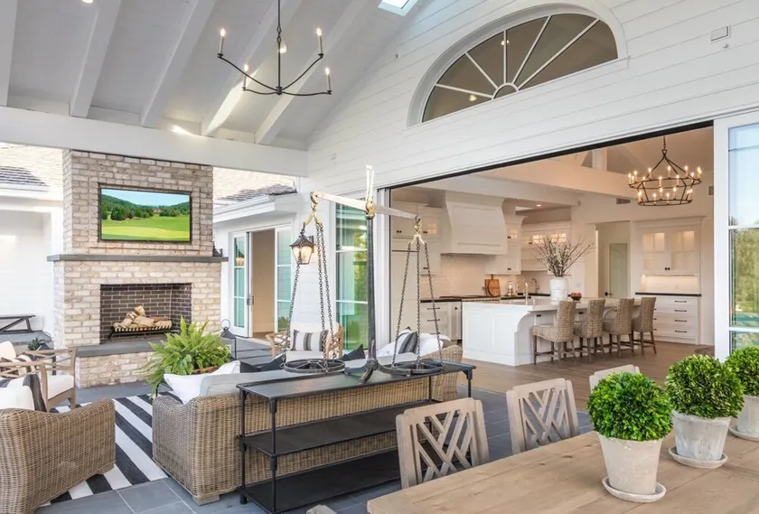 Luxury 5 Bedroom Estate with Pool + Views in Rancho Santa Fe - Image 1