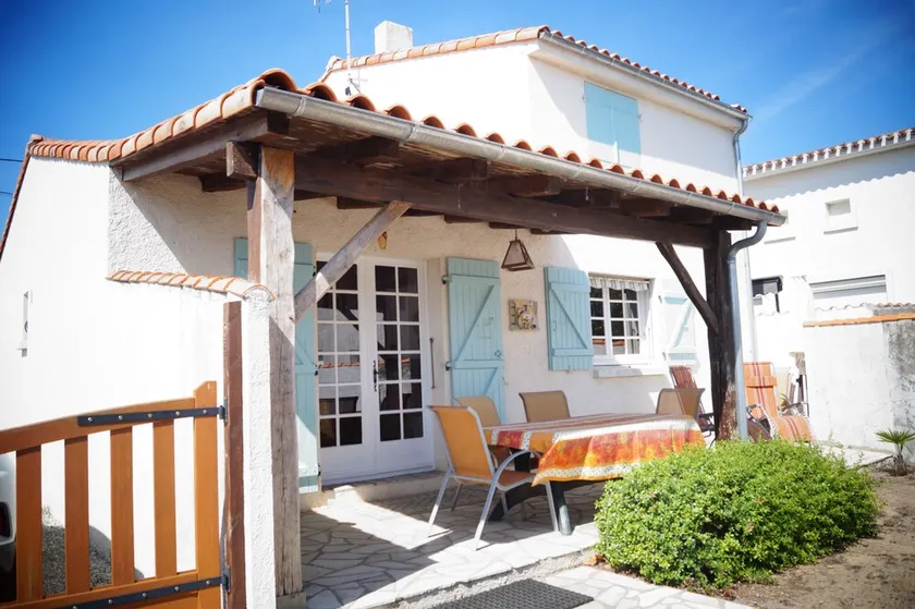 Hus 6/8 personer i l'Aiguillon sur Mer med lukket have - Image 1