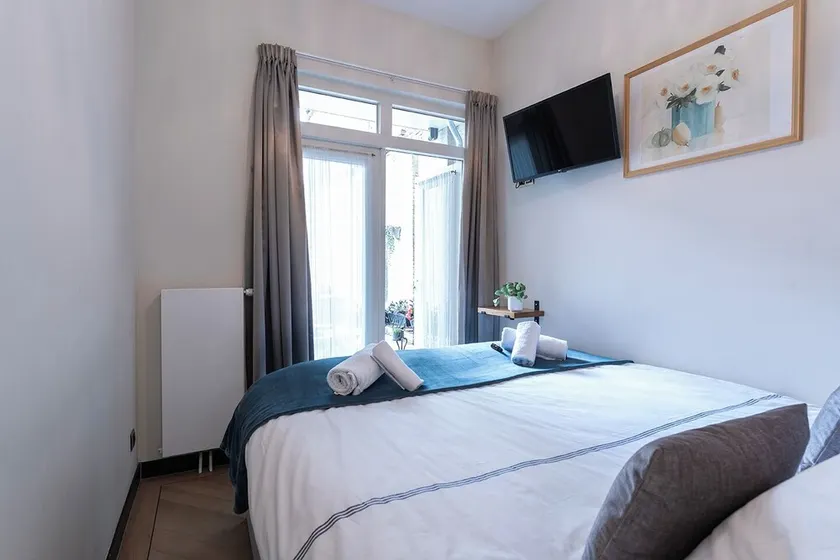 Séjournez au centre de Tilburg avec un Wi-Fi rapide et un enregistrement facile - Image 1
