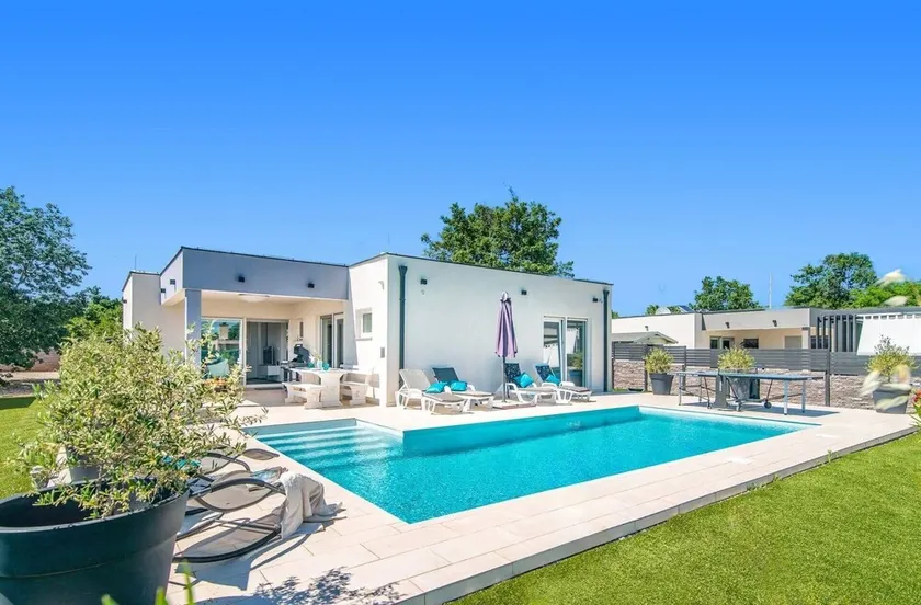 Villa Florentina by Villa Plus - Image 1