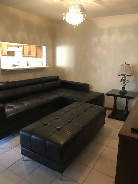 Centrally Located Cozy Guest House is close to Medical Center and Mexico Border - Image 1