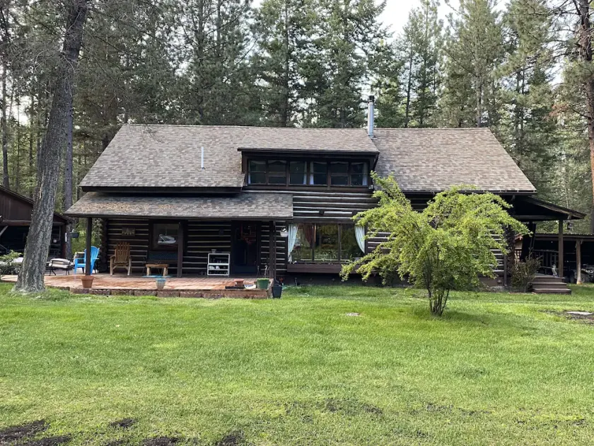 Cabin in the woods 20 mins from downtown - Image 1
