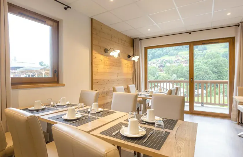 Wifi, swimming pool, hammam, terrace, balcony, tv, ski locker, 33-38m², Arêches-Beaufort - Image 1