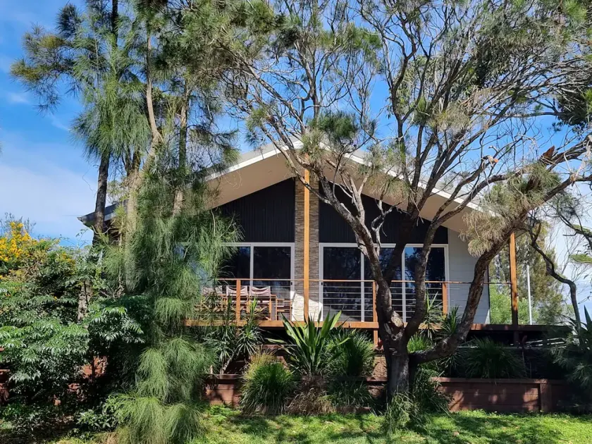 Ritchy at Manyana is a newly built, stylish open plan modern beach house - Image 1