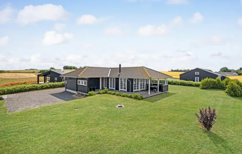 4 bedroom home in Slagelse - Image 1