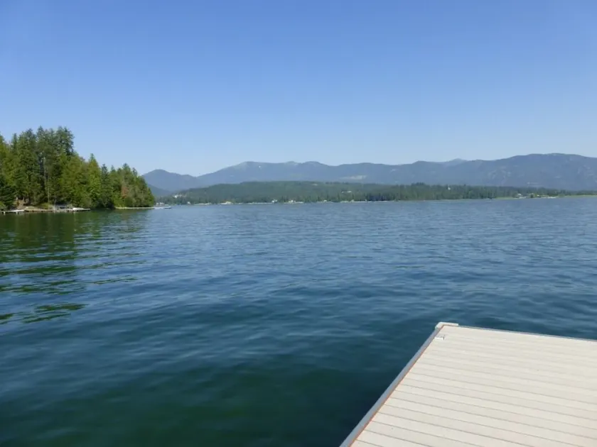 Secluded waterfront with private deep water dock. 5 miles from Sandpoint WiFi - Image 1