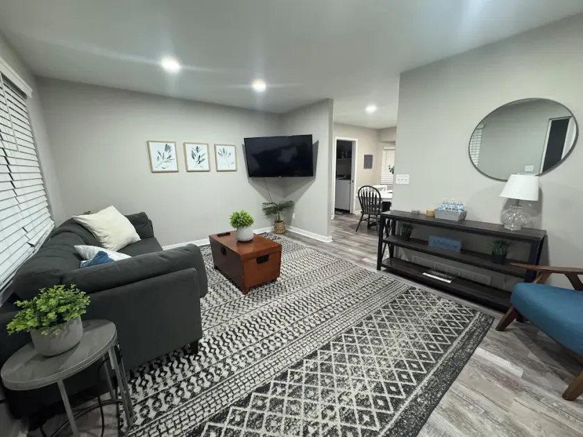 Modern 5BR SLC Home w/ Foosball, Smart TVs & Office, Near Downtown & Canyons - Image 1