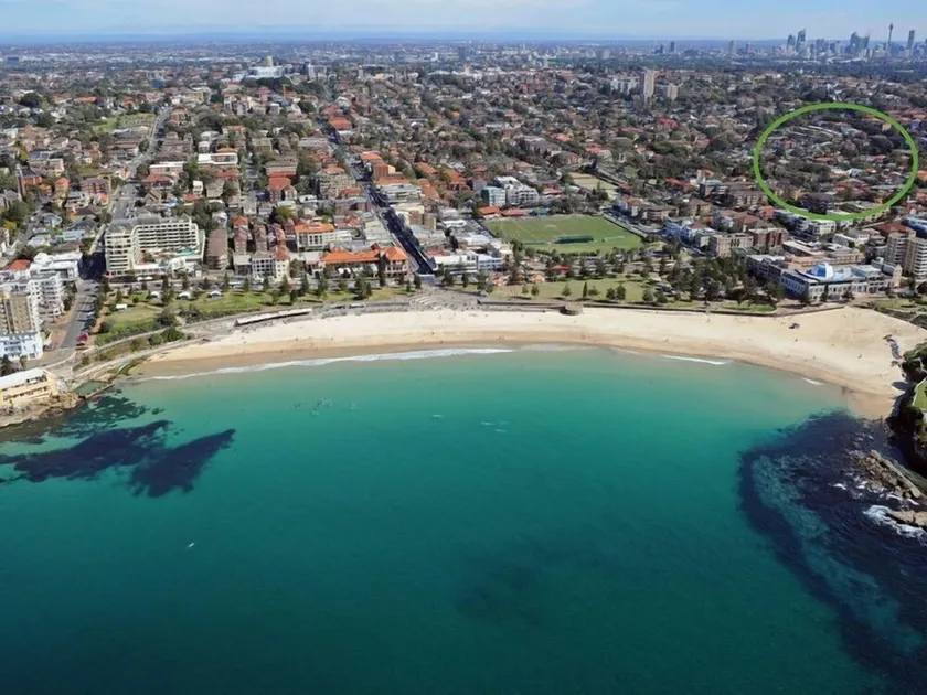 The Neval, Coogee Beach, Walk to beach/cafes - Image 1