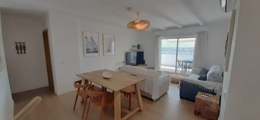 2 Bed Apartament in Praia da Rocha with aircon and wifi - Image 1