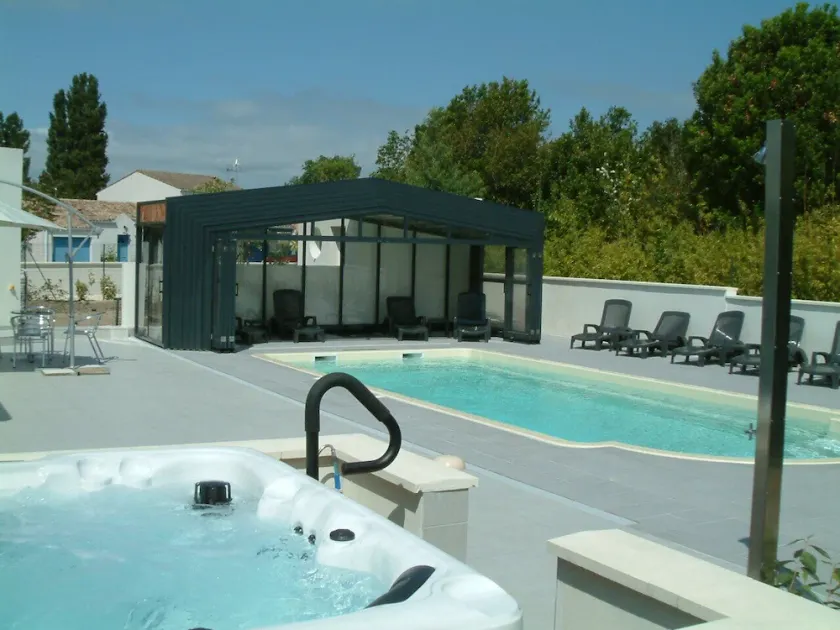 200m de l'océan, villa  Boyard dans résidence avec piscine ... : Les Thalassiles - Image 1