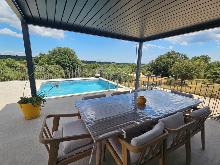Very pleasant house, relaxing setting, breathtaking view of the Mont Ventoux - Image 1