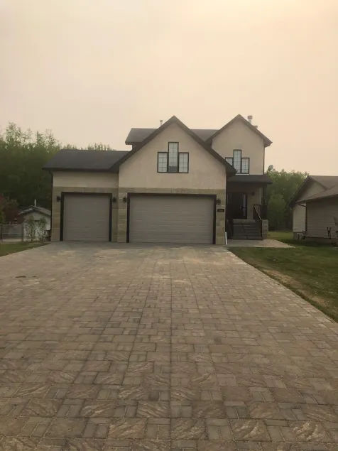 Spacious Northern Retreat - Image 1