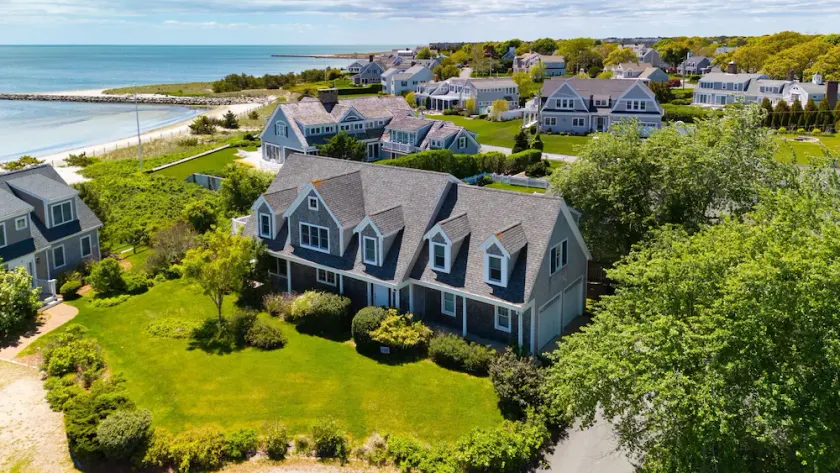 Superbe maison de 5 chambres à coucher à Pleasant Road Beach! - Image 1