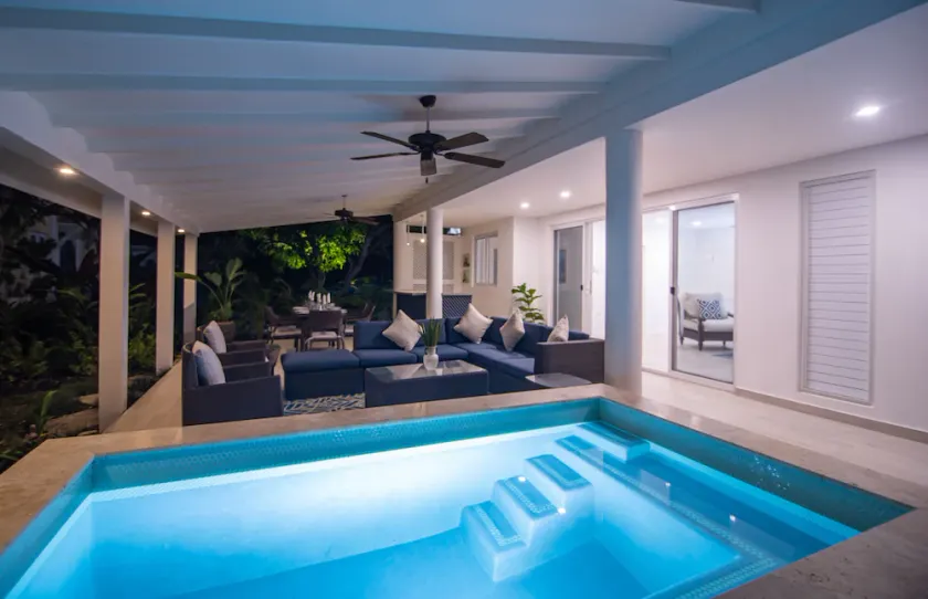 SettleDown-3 B/R Ocean Front at Chukka Cove w/Private Plunge Pool including cook - Image 1