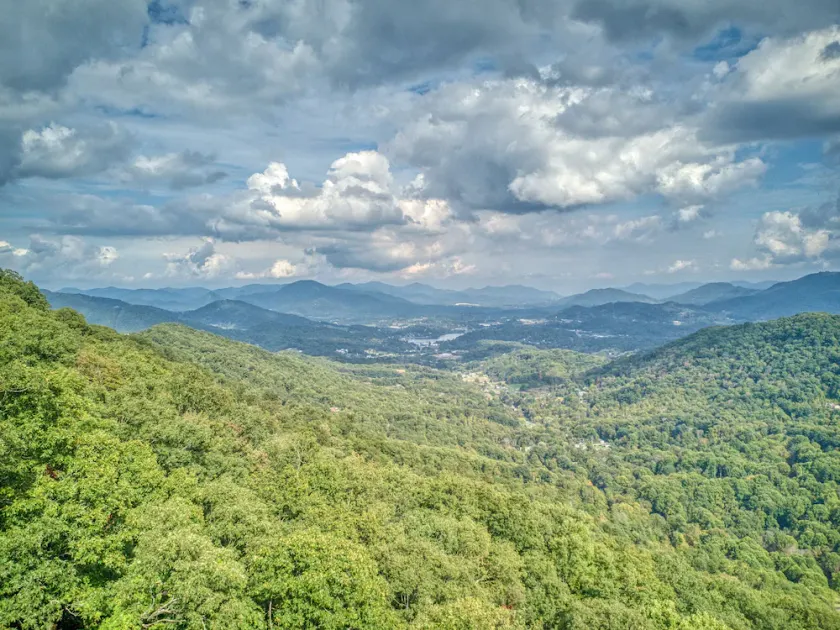 4 BR Mountain cabin with beautiful long range views in quiet gated community - Image 1