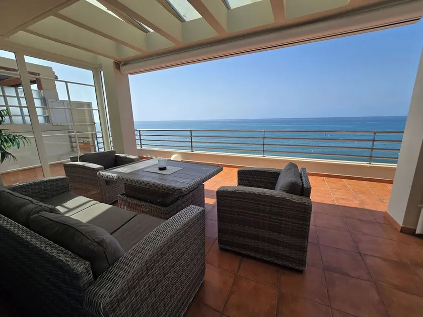 Fantastic penthouse directly at the beachfront  - Image 1