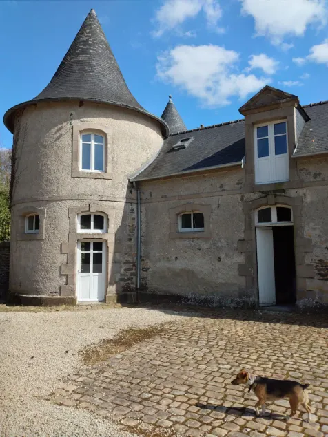 Castle outbuilding sleeps 6 - Image 1