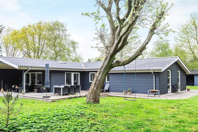 6 person holiday home in Vesløs - Image 1