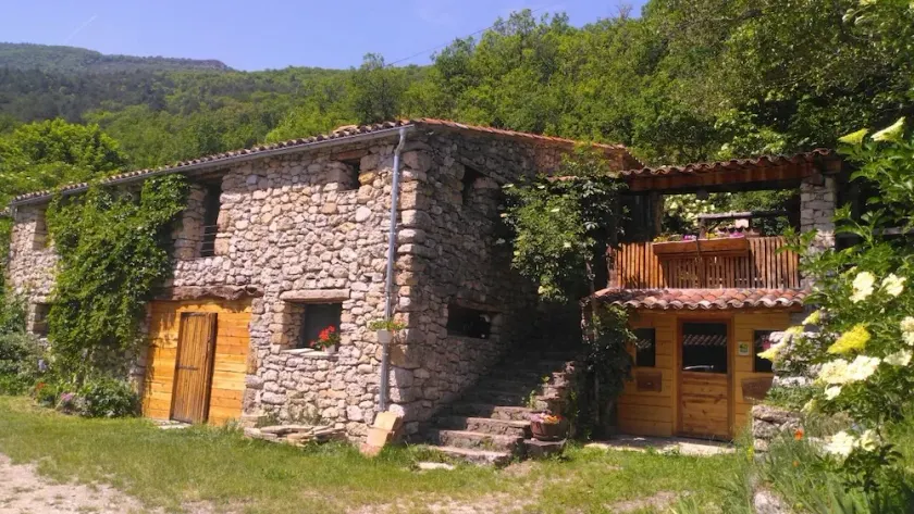 La Miellerie Gîte du bout du monde La Valbonnette - Image 1