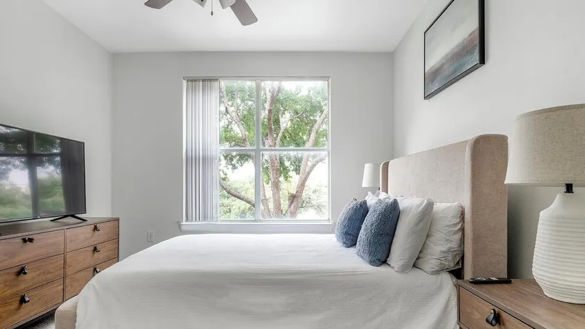 Landing at City North - 1 Bedroom in Valley Ranch - Image 1