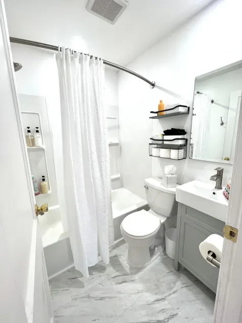 Blissfully Philo! 5 minutes to Lake Michigan Beach.  [Lakeside] [Dogs Welcome] - Image 1