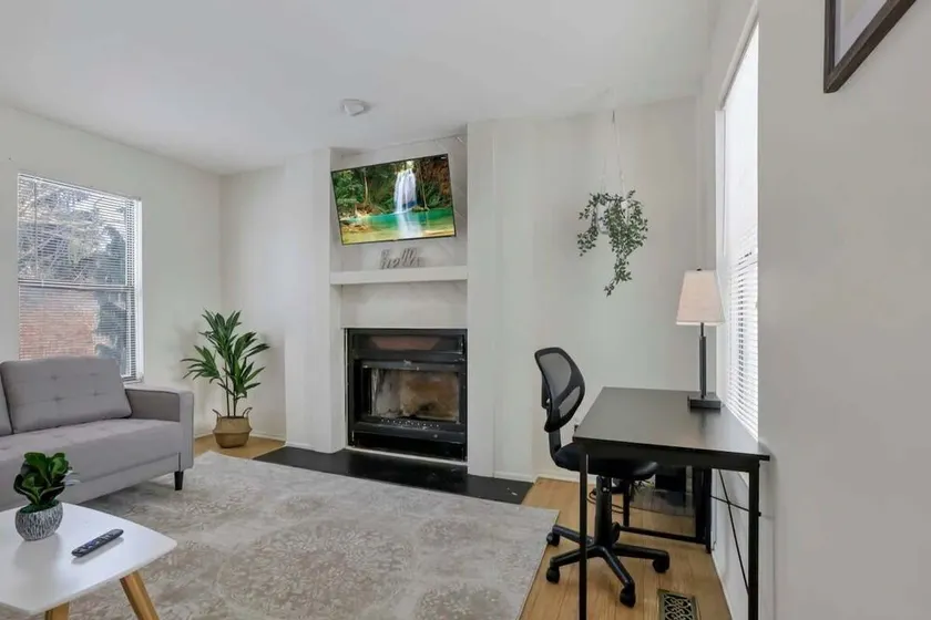 Housepitality - The Gahanna Hideaway - Image 1