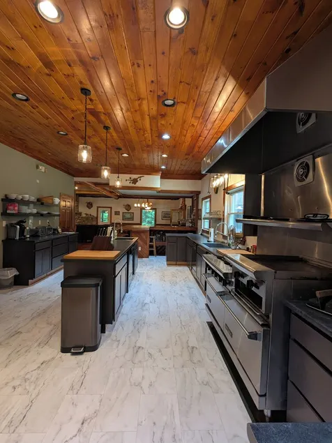 The Wild Goose Lodge - Image 1