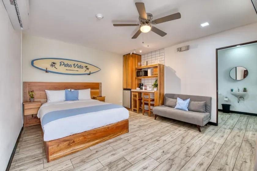 Large New 1bd/1ba Apartment Steps to Beach w/AC - Image 1