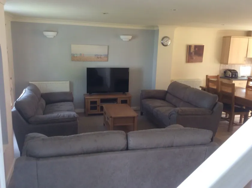 Gran casa de 4 dormitorios Situado en complejo de vacaciones con piscinas, bar club para niños. - Image 1