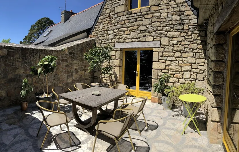 Rental vacancy between Camaret and Crozon, villa in large renovated farmhouse, - Image 1