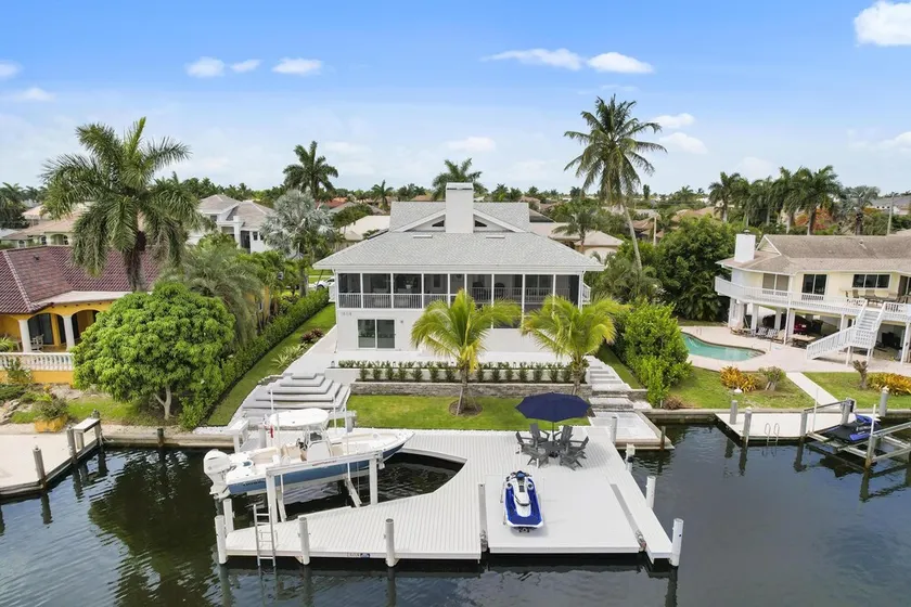 Newly Remodeled Waterfront Luxury Home - Image 1