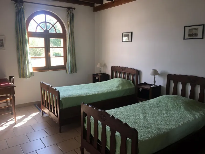 Gîte de plain-pied avec jardin privatif, animaux acceptés - Image 1