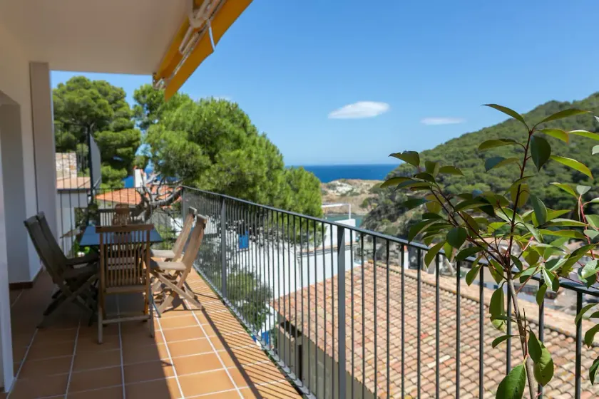 2 bedroom apartment with sea views terrace 2 minutes walking to Sa Tuna in Begur H44 - Image 1