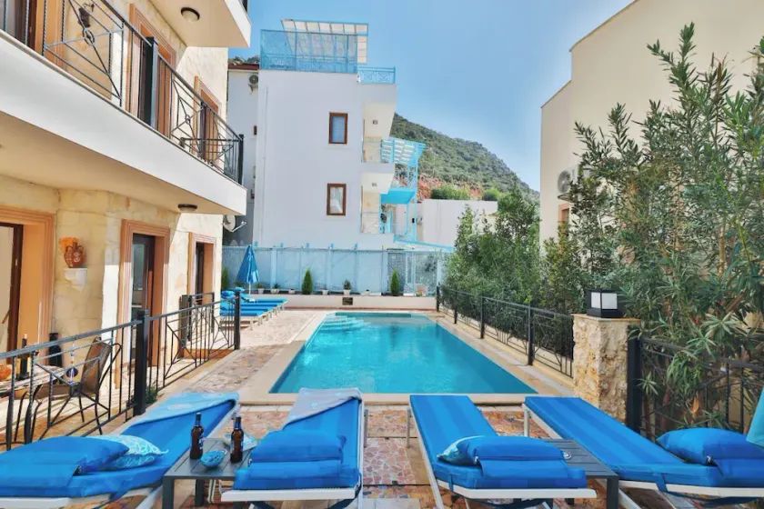 Sahane Apartment – 3-Bedroom Duplex Apartment in Kalkan Old Town - Image 1