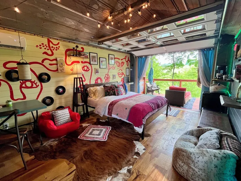 Artist Cabin-Romantic River Retreat for Two - Image 1