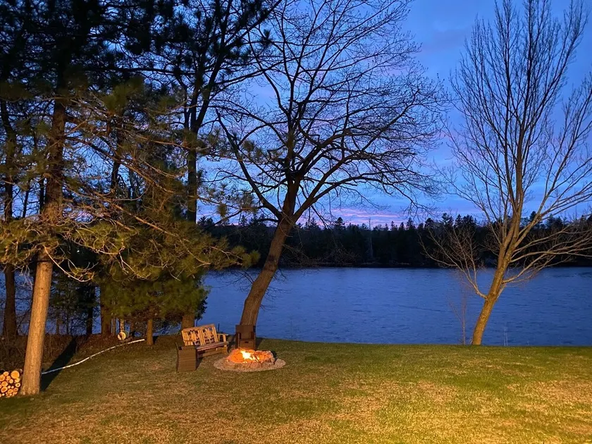 Your Northwoods Waterfront Getaway - Image 1