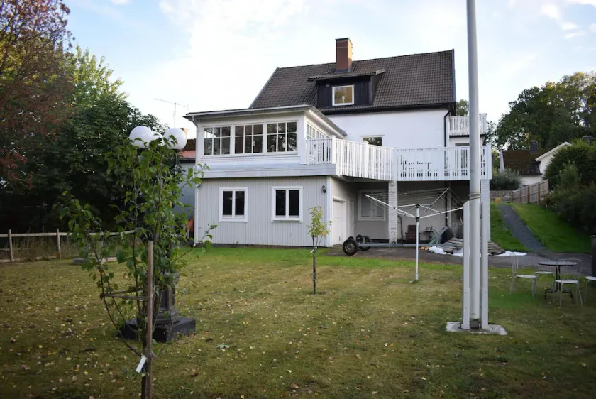 Superbe maison de 4 chambres à Virserum - Image 1