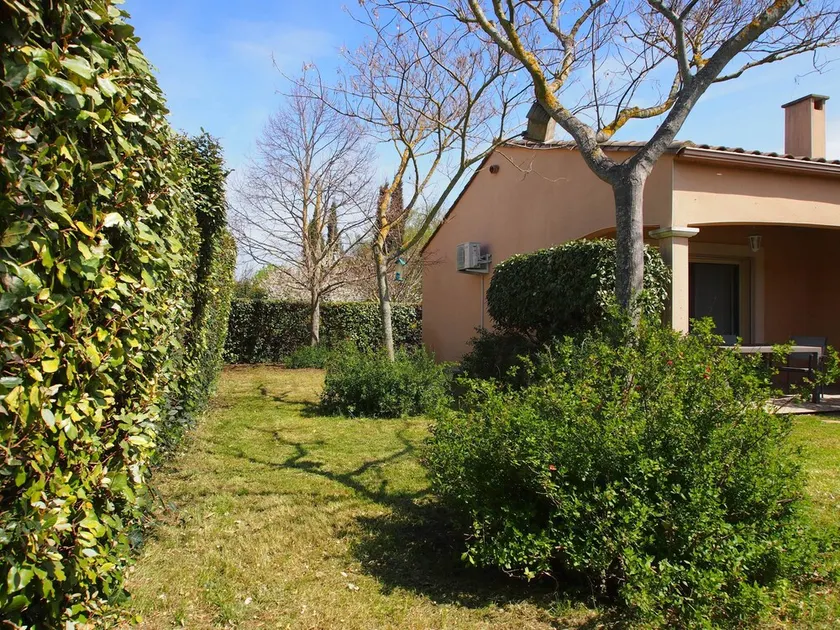 Jolie Maisonnette Indépendante au Cœur D'un Charmant Village - Image 1