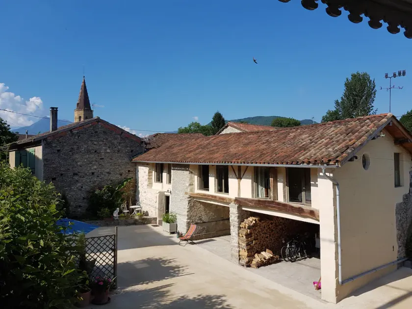 Un, granero con clase, moderno renovado en un antiguo pueblo francés - Image 1