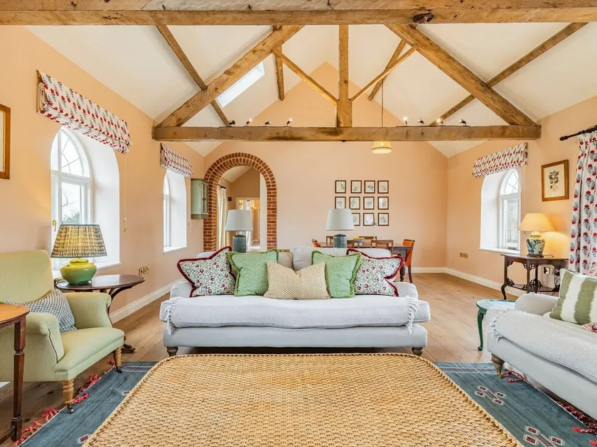 Stylish coastal living at its very best. - Image 1