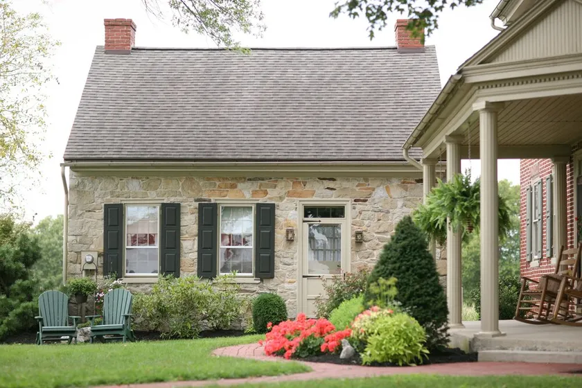 Welcome to our farm and guest house in Amish Country! - Image 1