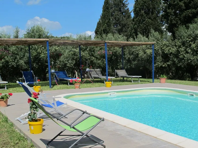 Cosy apartment for 6 people with pool, WIFI, TV, patio, pets allowed and panoramic view - Image 1