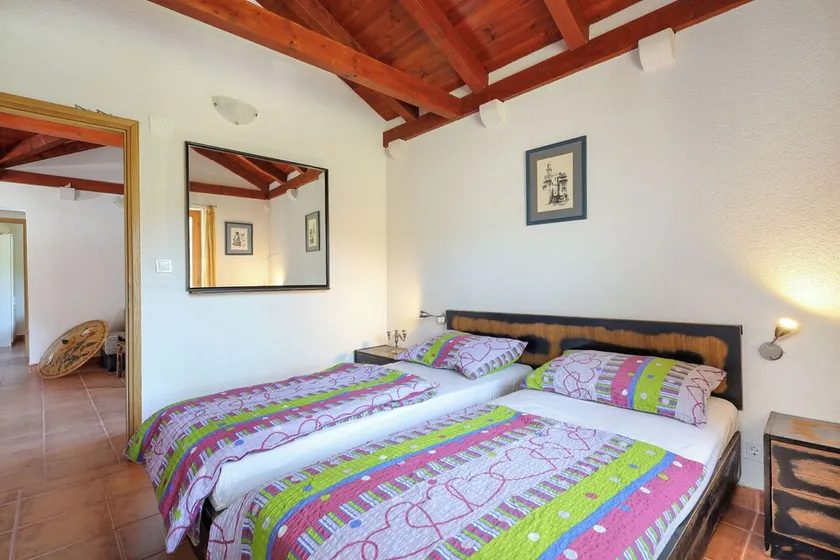 House Irena - Image 1